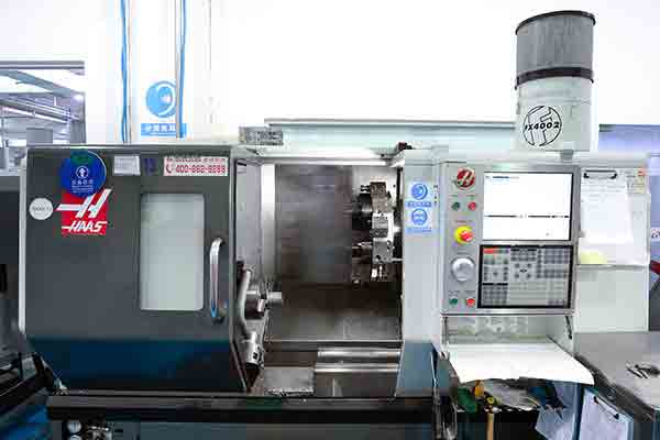 Everything You Need to Know About CNC Turning Centers