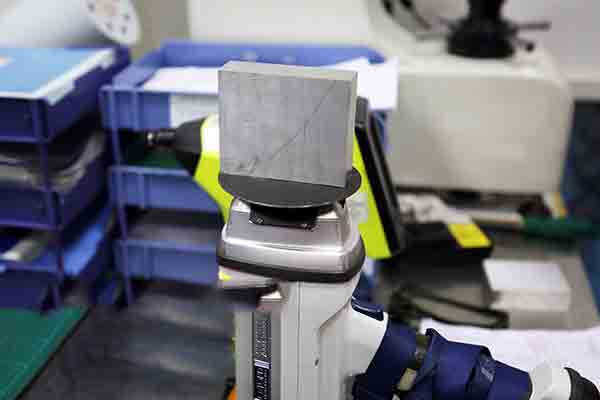 Oxford Instruments XRF being used at Michigan CNC Machining Parts, Inc.