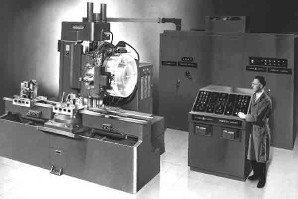 1959 Milwaukee-Matic tool changer